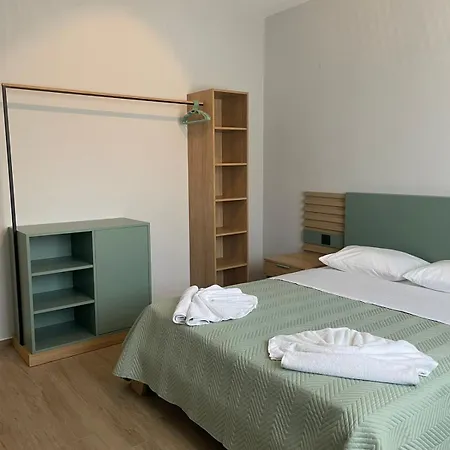 Luxury House كافالا