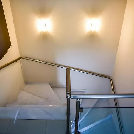 Luxury House *
