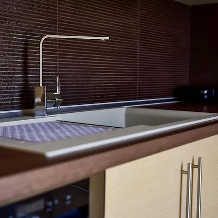 Luxury House بيت للعطل *